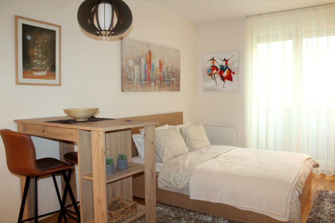 Downtown Apartment Novi Sad Exterior photo